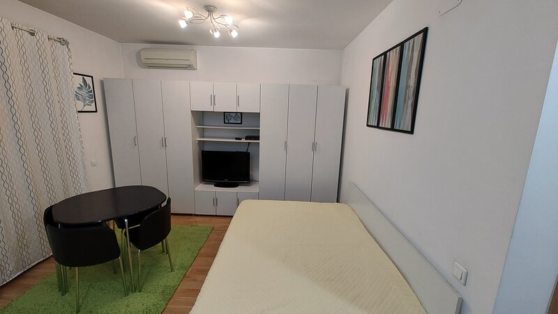 Politehnica, particular parcare subterana bloc nou